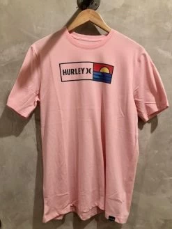 Hurley EVD Box Wave T-Shirt 14 Hurley EVD Box Wave T-Shirt -Surf Gear Verkauf hur evd box waves pink